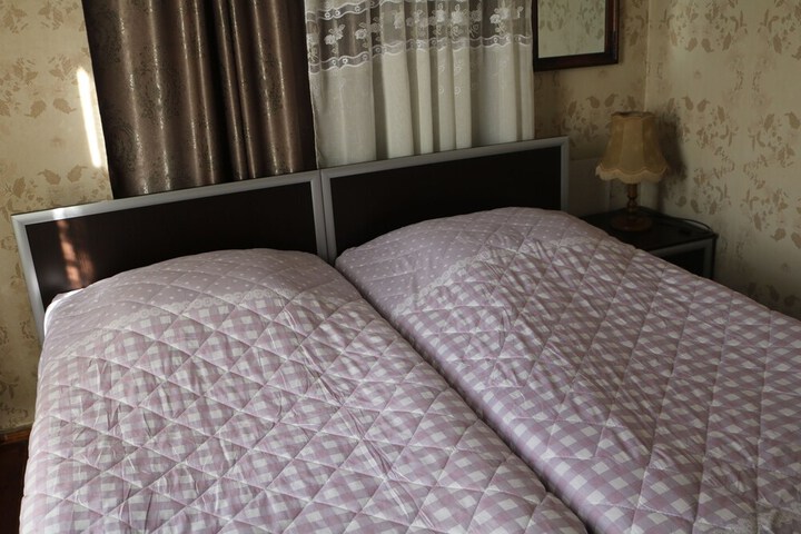 Room 5 of 27