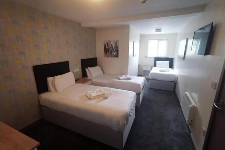 Room 11 of 23