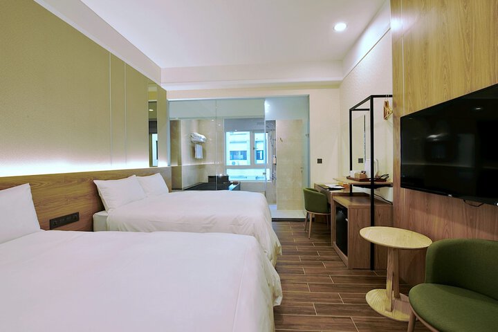 Room 10 of 55