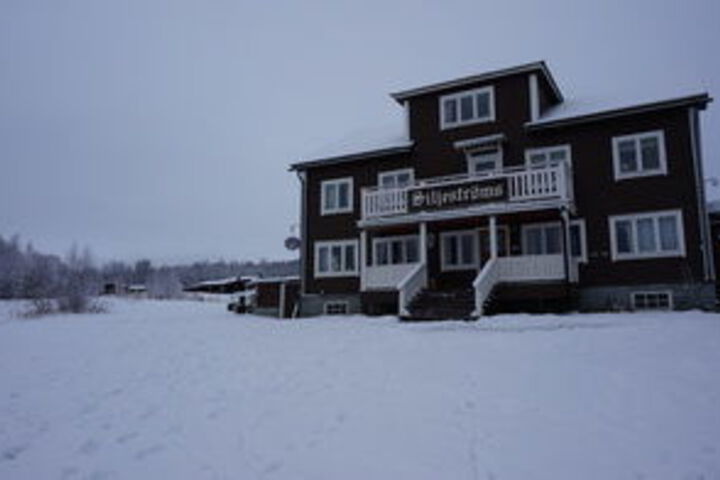 Property Grounds 41 of 49