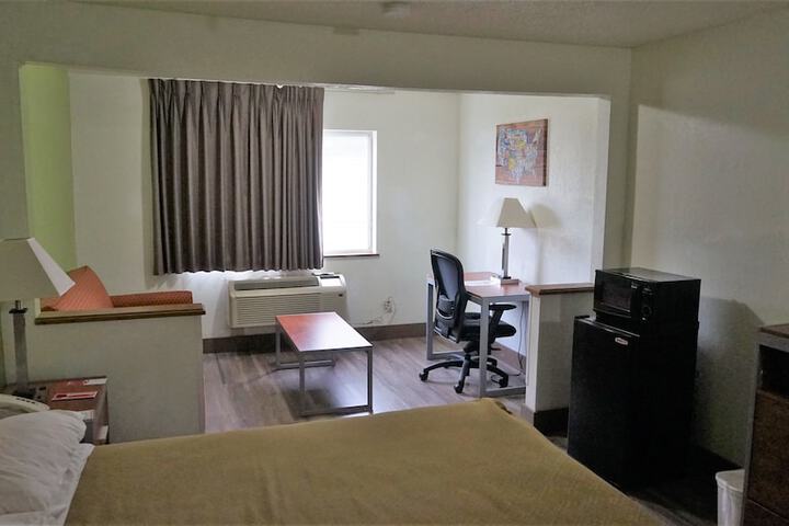 Room 12 of 62