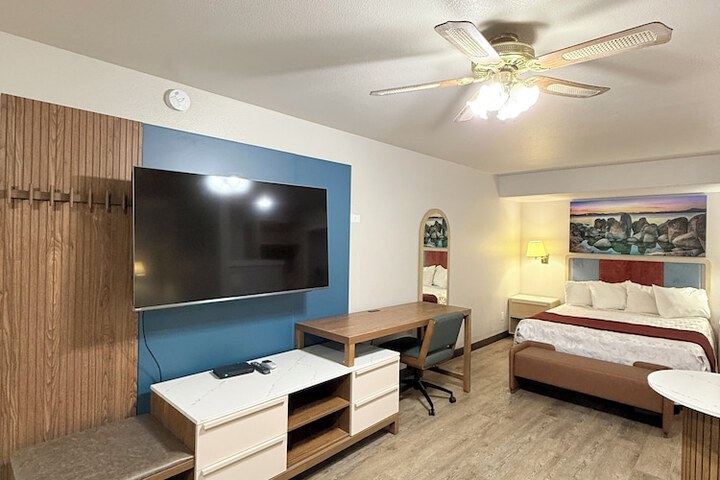 Room 18 of 54