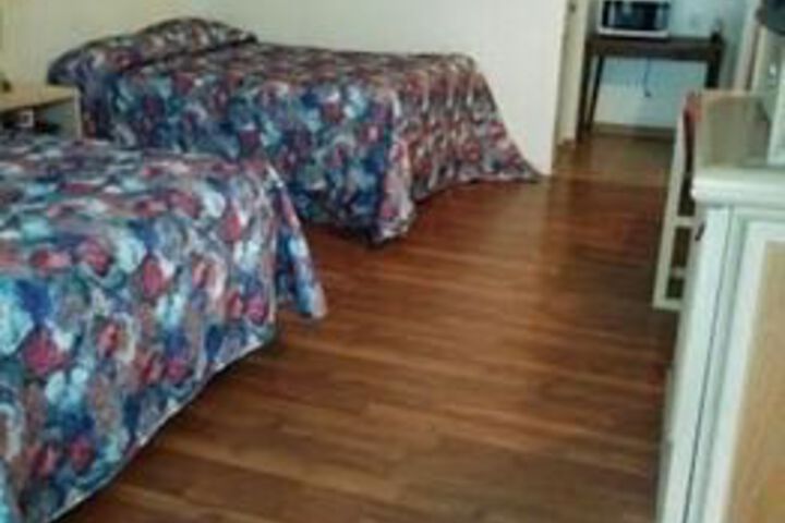 Room 7 of 17
