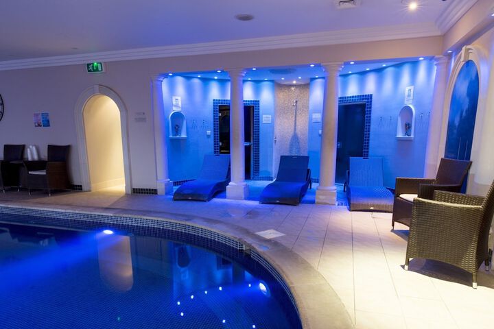 Pool 52 of 76