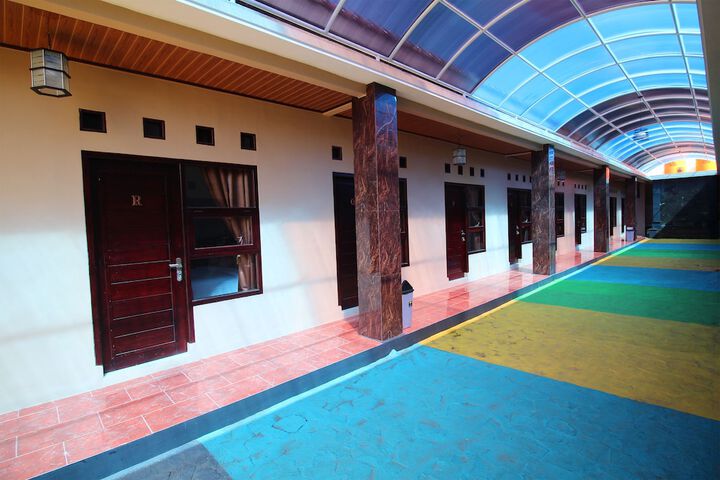 Hotel Interior 15 of 18