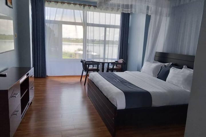Room 49 of 150