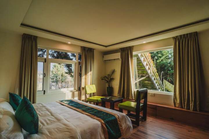 Room 2 of 22