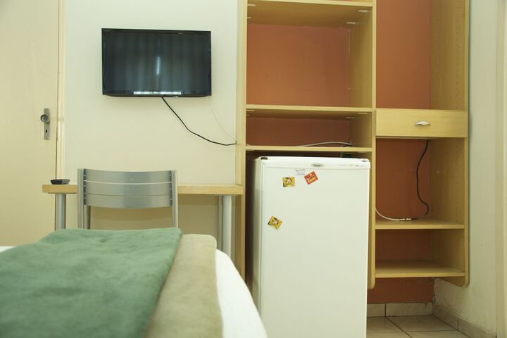 Room 10 of 23