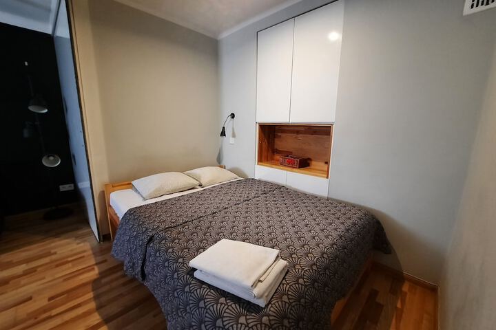 Room 103 of 159