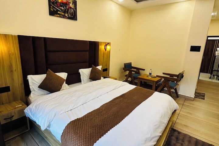 Room 19 of 51