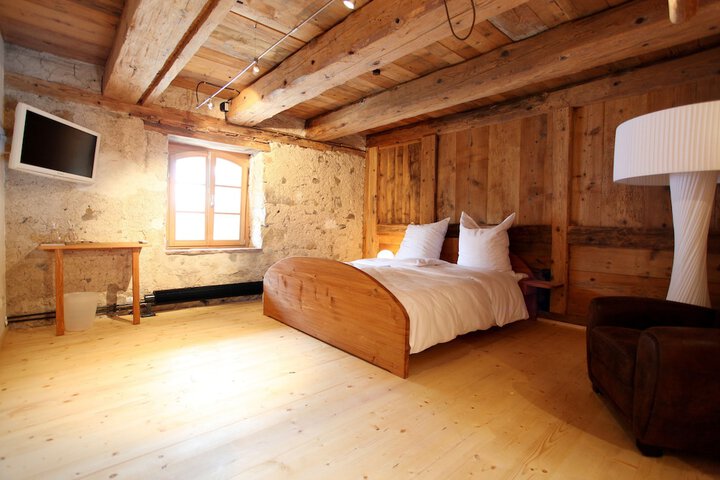 Room 17 of 70