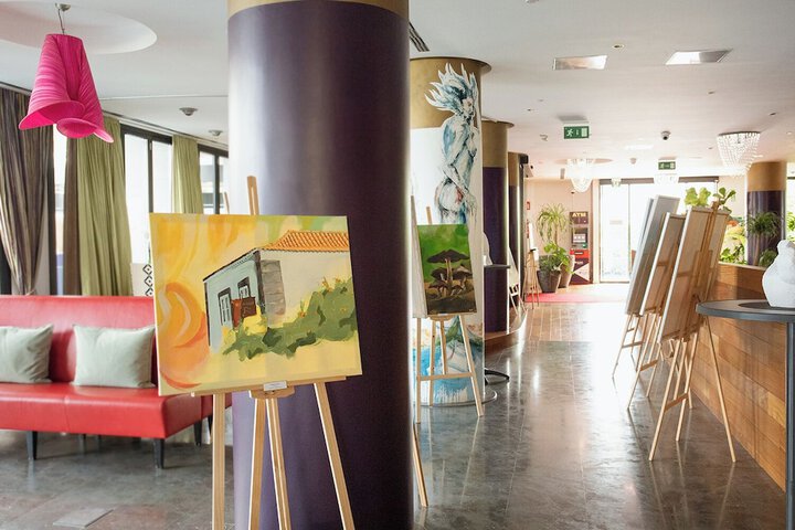 Entrance & Lobby