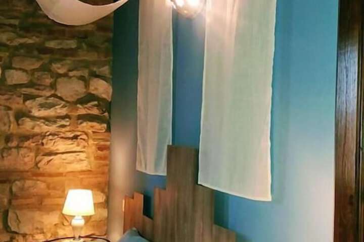 Room 16 of 22