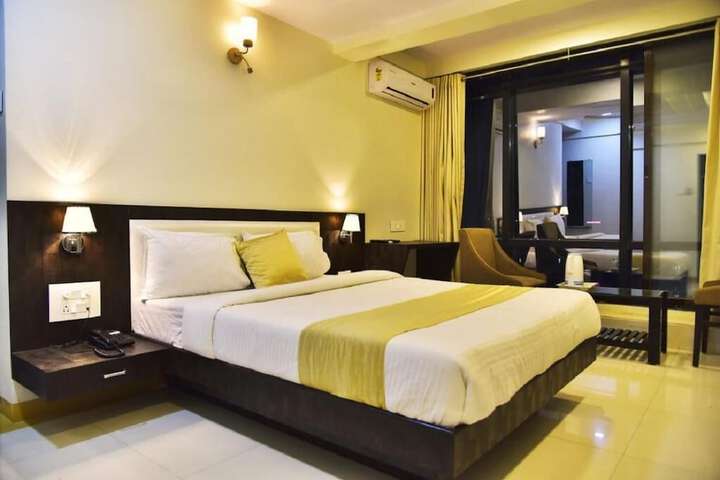 Room 5 of 39