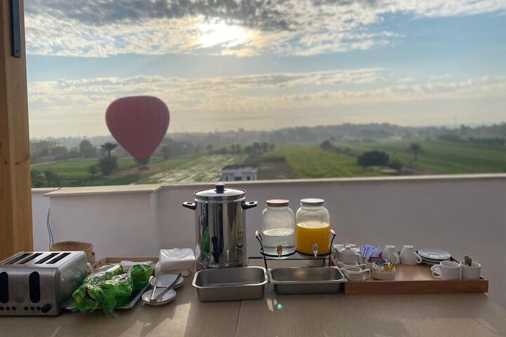Breakfast/Coffee Service 141 of 147