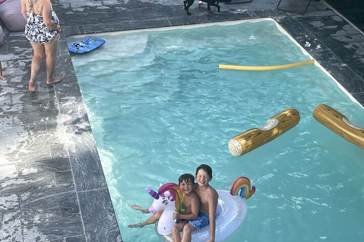 Hotel with Pool