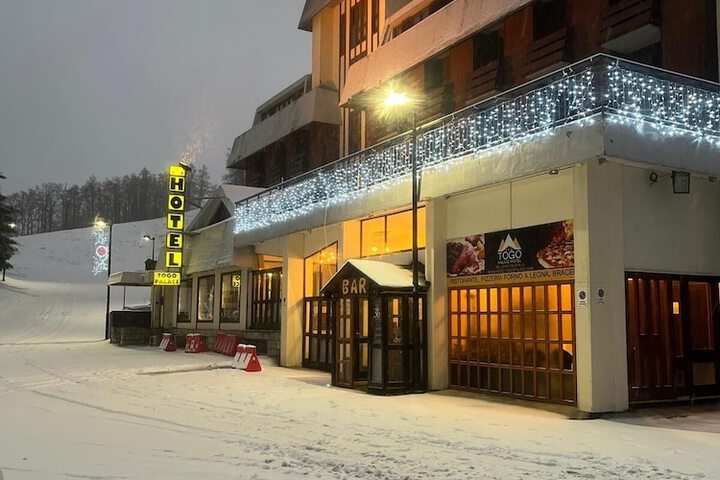 Hotel 37 of 38