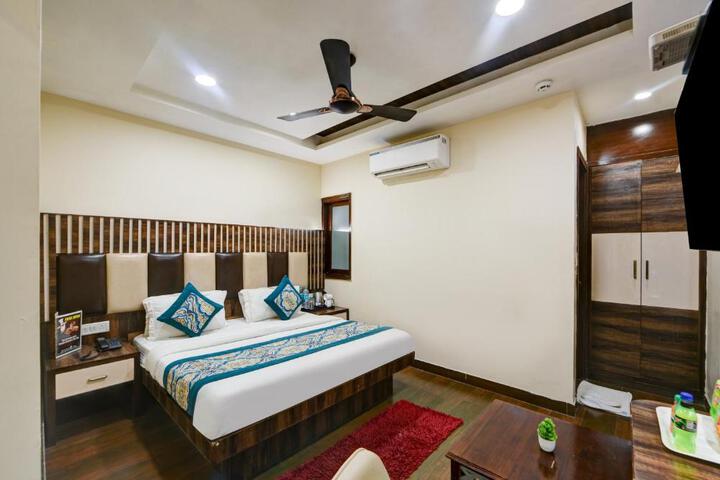 The Batra Hotel Near Nizamuddin Railway Station