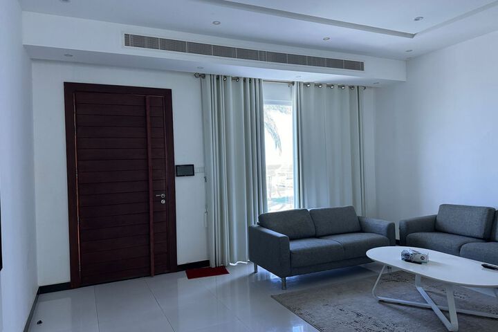 Room 17 of 19