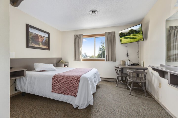 Room 4 of 14