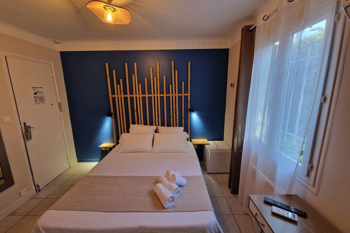 Room 16 of 46