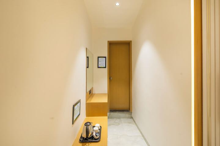 Room 14 of 46