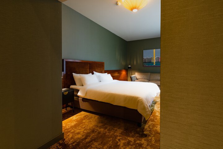 Room 31 of 264