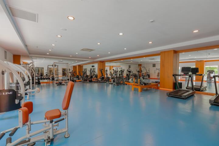 Health and Fitness 50 of 128