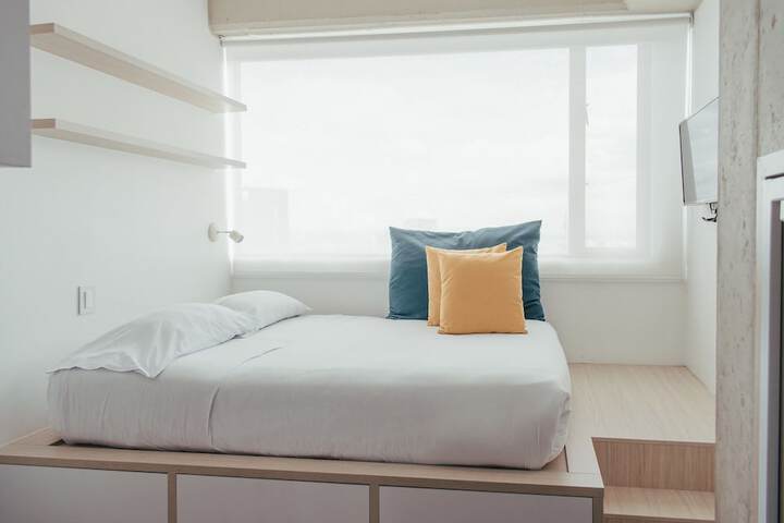 Room 46 of 108
