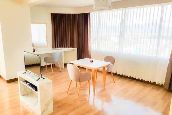 Room 17 of 46