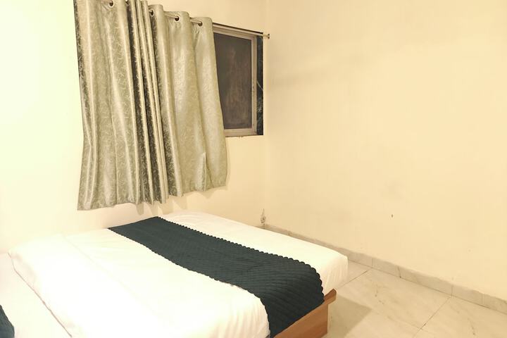 Room 66 of 76