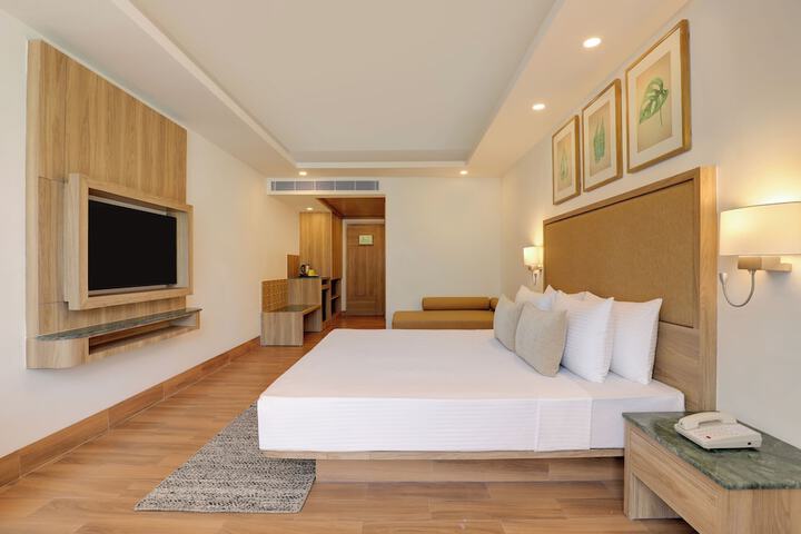 Room 6 of 57