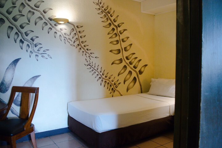 Room 16 of 42