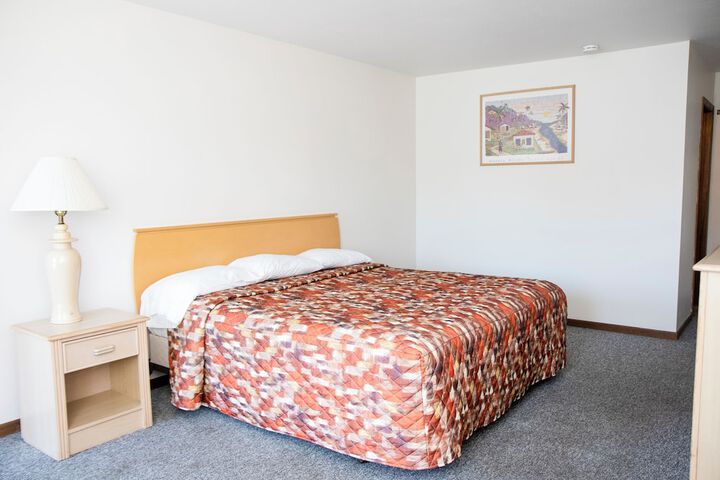 Room 14 of 38