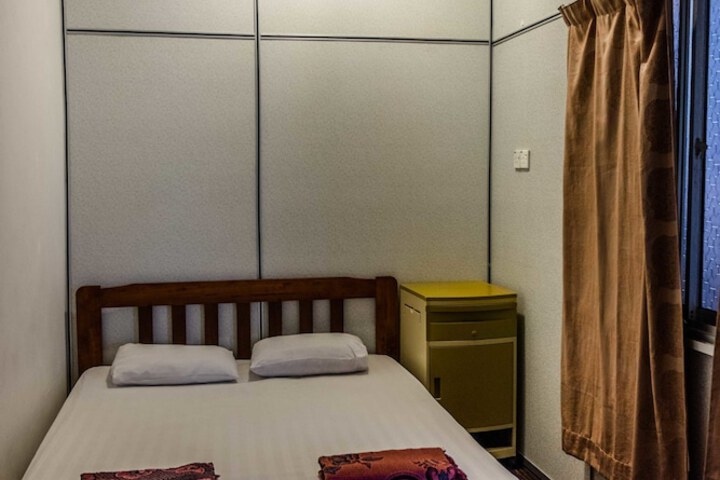 Room 15 of 132