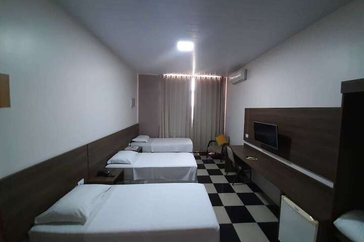 Room 10 of 56