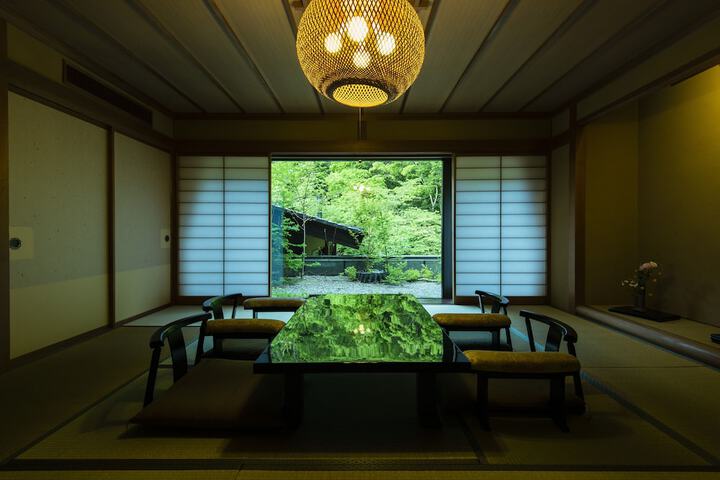 Room 13 of 85