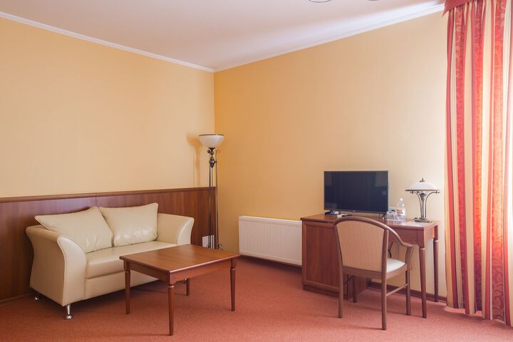 Room 9 of 59