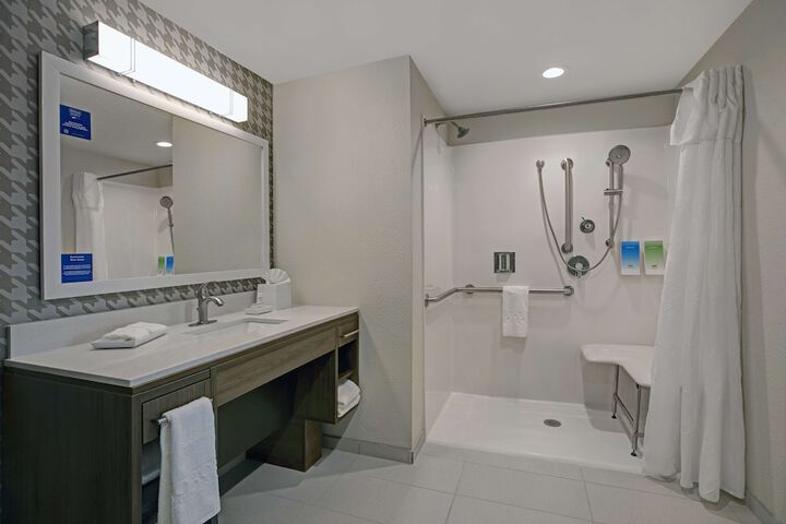 Bathroom shower