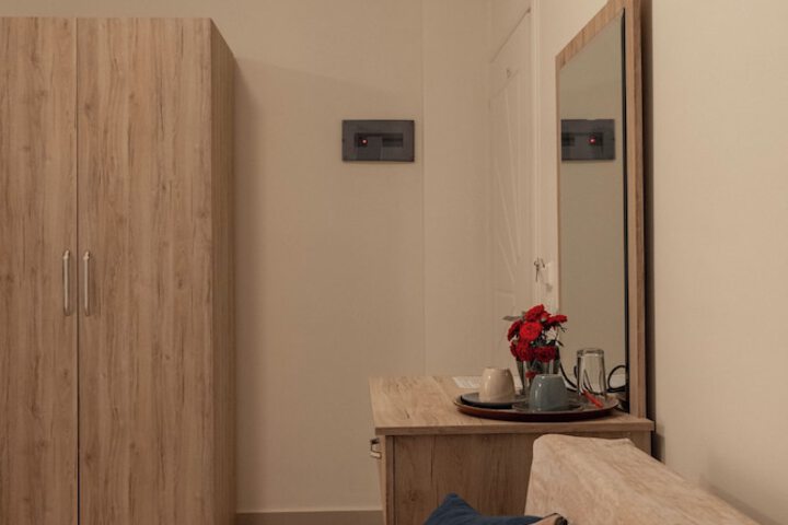 Room 26 of 156