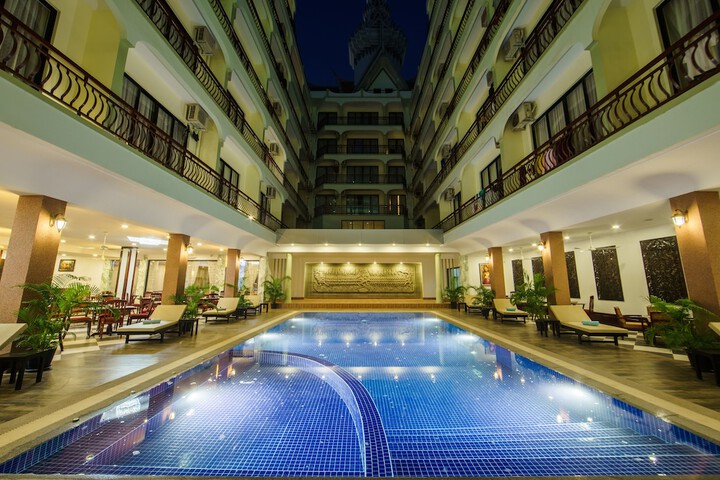 Pool 39 of 95