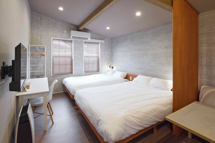 Room 16 of 67