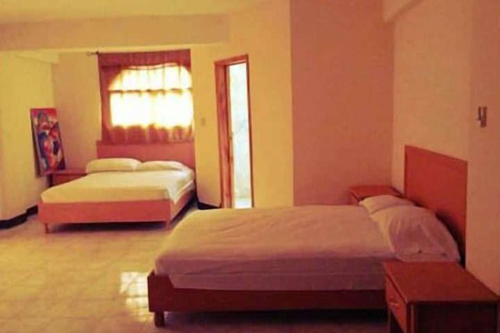 Room 4 of 23
