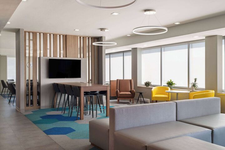 Hotel Interior 3 of 39