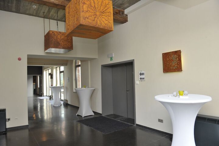 Ballroom/Hall 36 of 47