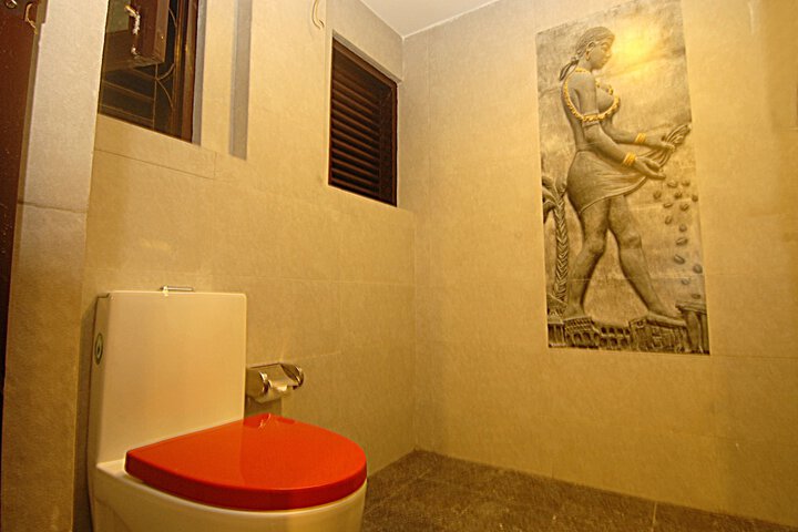 Room 20 of 35