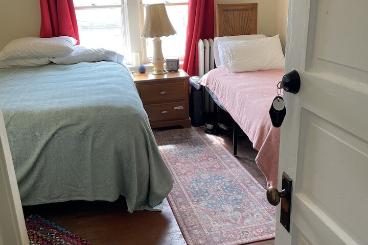 Room 41 of 99
