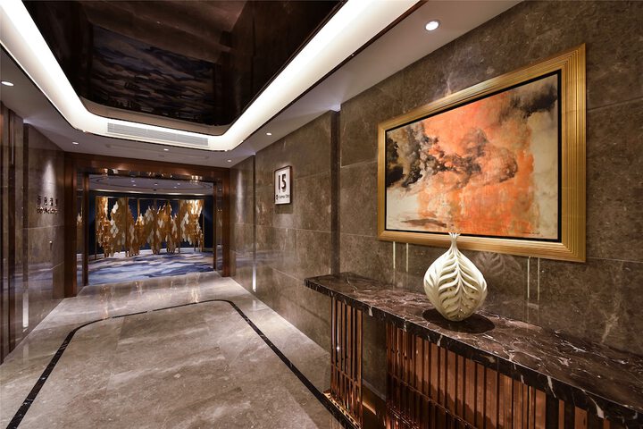 Ballroom/Hall 88 of 110