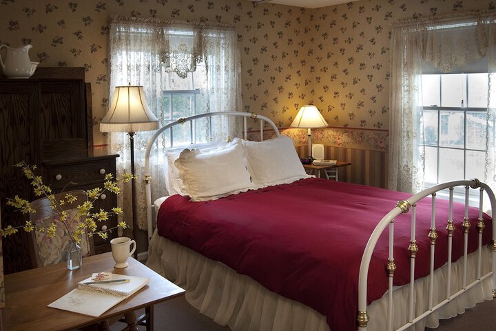 Room 13 of 49