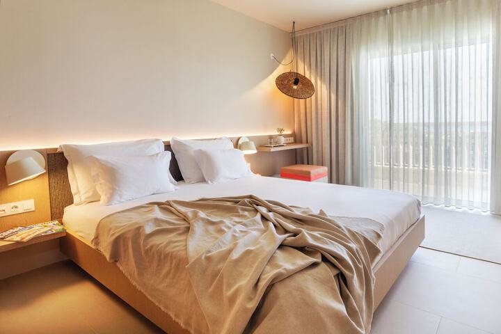 Room 20 of 90